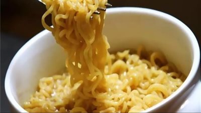 سباق الإندومي الكوري يدمر الكلية.. 5 أيام حارقة فجرت مرارة 