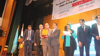 تكريم الزميل مصطفى دنقل في مسابقة الصحافة المصرية