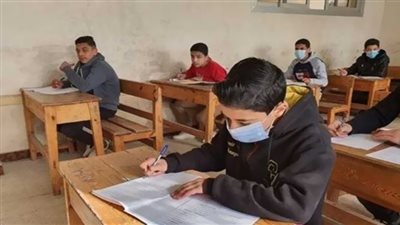 انتظام امتحانات الفصل الدراسي الثاني للشهادة الإعدادية في الشرقية