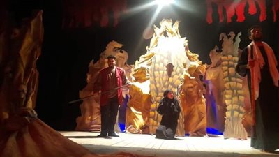 قلب الجبل .. عرض مسرحي للهيئة العامة لقصور الثقافة بطهطا 