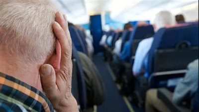 ألم الأذن.. معاناة للمسافرين على الطائرة| حيل بسيطة للوقاية