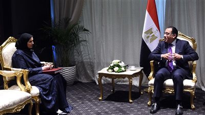  رئيس الوزراء يلتقى وزيرة التنمية الاجتماعية والأسرة القطرية