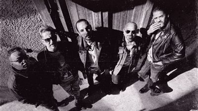 فريق مسار إجباري في باريس..الخميس