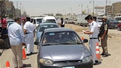 تحرير 32 مخالفة سير عكس الاتجاه وسحب 278 رخصة على طريق الإسماعيلية الزراعي