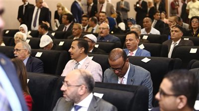 التعليم والتوعية والإعلام وسائل جيدة للتعامل مع الأزمة السكانية