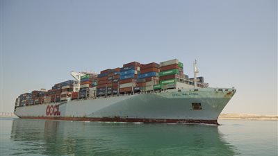 عبور 74 سفينة بقناة السويس بإجمالي حمولات  4.8 مليون طن