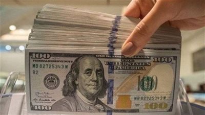 الدولار يصعد ويسجل ثالث مكسب أسبوعي.. تفاصيل