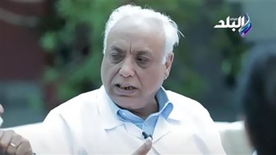 رئيس الفريق الطبي لزراعة الكبد يشكو تدني راتبه.. الرقم صادم (فيديو)
