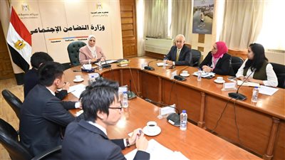 وزيرة التضامن تستقبل وفد 