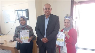 القوى العاملة تسلم شهادات إتمام التدريب المهني في السويس 