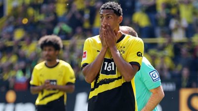دورتموند يهدر فرصة التتويج بلقب الدوري الألماني بسيناريو مثير