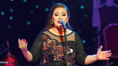 عمرو مصطفى يتعاون مع مي فاروق في 