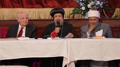 الأنبا أرميا يمثل الأرثوذكسية في مؤتمر البيئة بكاتدرائية جميع القديسين الأسقفية (صور)