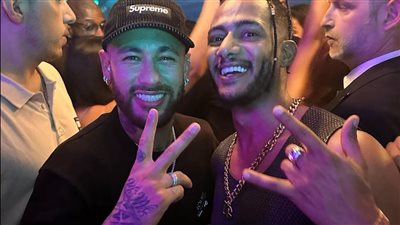 محمد رمضان برفقة نيمار فى أحدث ظهور 