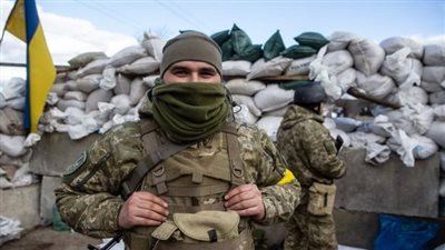 اعتقال شخصين صورا أعمال الدفاع الجوي الأوكراني
