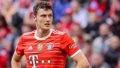 الفرنسي بنجامين بافارد يقرر الرحيل عن بايرن ميونخ 