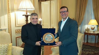 رئيس هيئة قناة السويس يصل لندن للمشاركة في اجتماعات المنظمة البحرية الدولية  
