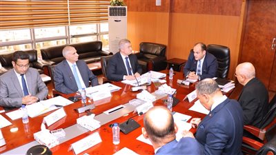 السماح بسداد رسوم متابعة رخص التشغيل كل 3 أو 5 سنوات 