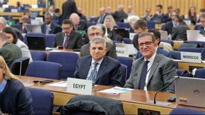 قناة السويس تعاملت مع أزمة البحارة بإحترافية 