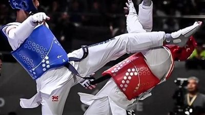 صبحي يطمئن على منتخب التايكوندو ويهنيء سيف بتأهله لربع نهائي بطولة العالم