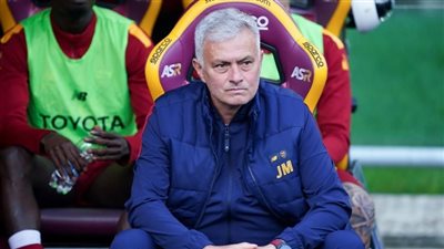 مورينيو يتذكر نصائح قدوته قبل مواجهة نيوكاسل في الدوري الاوربي