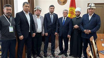 مساعد رئيس جمهورية قرغيزيا يستقبل الدكتور أسامة الأزهرى