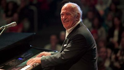 عمر خيرت رحلة فنية استثنائية فى محراب النغم