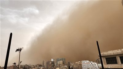 الأرصاد تكشف موعد ذروة الارتفاع في درجات الحرارة والعاصفة الترابية (فيديو)