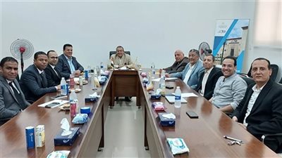 رئيس جامعة بني سويف التكنولوجية يستقبل وفدًا من شركة آفاق