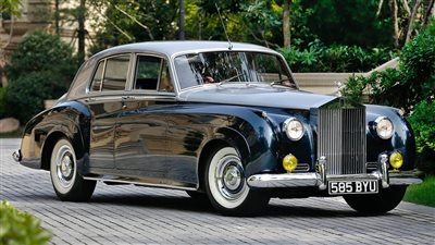 عربية زفاف رجوة علي أمير الأردن عمرها 55 عامًا (تفاصيل)