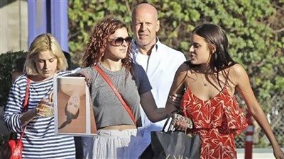 Bruce Willis.. ابنة بروس ويليس تكشف أصعب لحظاتها مع مرض والدها