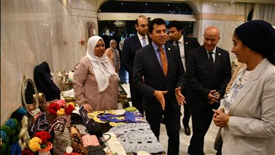 وزير الشباب: ندعم أندية الفتاة ونسعى لتعليمهن التسويق الإلكتروني