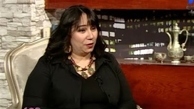 نقيب التشكيليين تتحدى القانون وتدعو لإجراء انتخابات