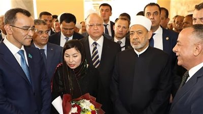 محافظ القاهرة يشهد افتتاح مسجد الظاهر بيبرس بعد ترميمه وتجديده 
