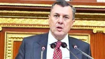 وزير السياحة: دور الدولة في الصناعة ضمان نزاهة المنافسة وجودة المنتج 