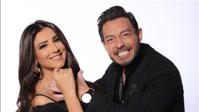 أحمد زاهر أمام مي عمر في 