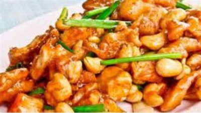 على خطى المطاعم حضري الدجاج بالكاجو والخضار