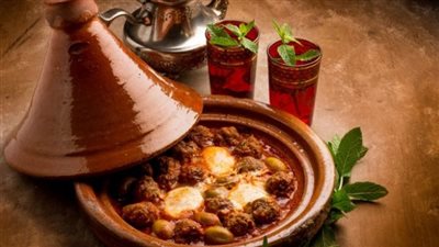 طاجن الكفتة بالبيض من المطبخ المغربي