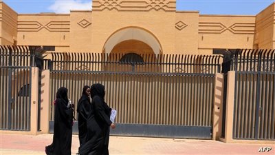 إيران تستعد لفتح مقر السفارة السعودية بعد إنهاء العداء بين البلدين