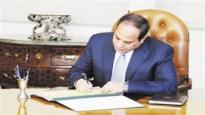 الرئيس السيسي يصدق على قانون رعاية المسنين
