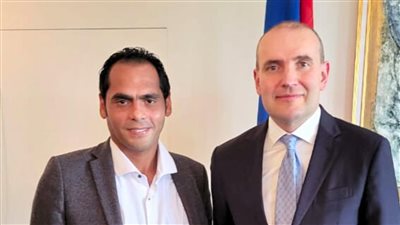 أنور الكموني يشارك في فعاليات منتدى روح  الإنسانية ويلتقي رئيس أيسلندا