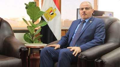 طلاب المصرية الصينية بجامعة القناة يشاركون بالمبادرة الوطنية للمشروعات الخضراء الذكية