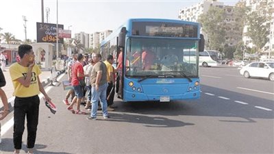 المواصلات العامة.. رحلة عذاب يومية بأعلي سعر  