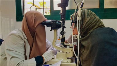 2200 مواطن يستفيدون من خدمات القافلة الطبية بقرية قرملة