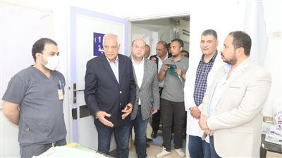 محافظ الجيزة يتابع سير العمل بمستشفى مبارك المركزي بمنشأة القناطر