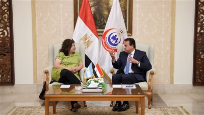 وزير الصحة يبحث مع نظيرته الأرجنتينية سبل التعاون المشترك