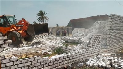 تنفيذ 13 قرار إزالة تعديات علي أراضي الدولة بكفرالشيخ 