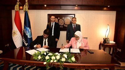 رئيس هيئة قناة السويس: نسعى لتنويع مصادر الدخل