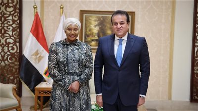 عبدالغفار يلتقي نائب وزير صحة مالاوي لبحث سبل التعاون