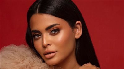 أسماء جلال أحدث المنضمين لفيلم 